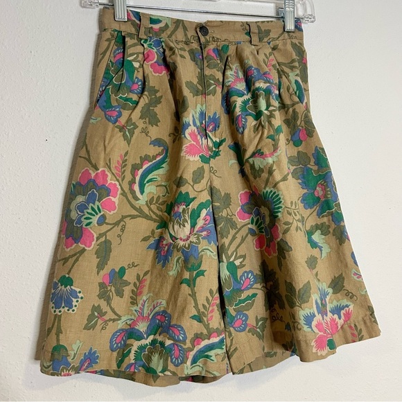 Eddie Bauer Floral Women's Shorts Size 4 - Picture 1 of 6